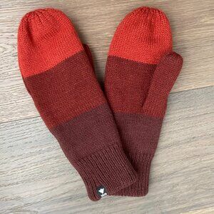 100 Cozy Outdoor Ribbed Cuff Striped Knit Mittens Brown Burnt Orange Sz OS NWOT